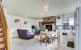 Holiday Home Loumas By Interhome